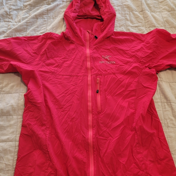 Arc'teryx Jackets & Blazers - Arc'teryx Pink Hooded Jacket